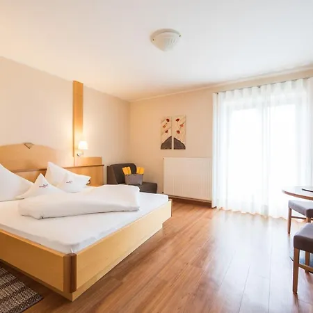 Hotel Waidmannhof 3*